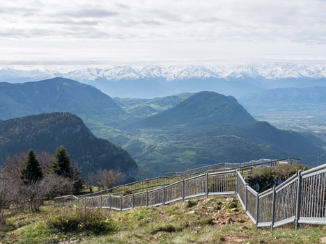 Sous la Croix du Nivolet