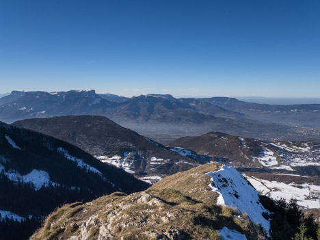 Pointe de la Galoppaz, Chartreuse Nord et croix