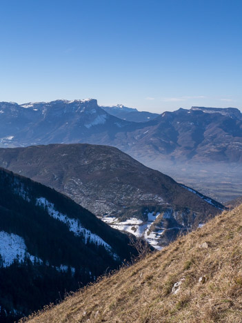 Le Mont Granier depuis l'arête Sud de la Pointe de la Galoppaz