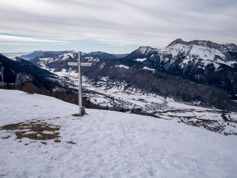 La croix d'Allant, École dans la vallée