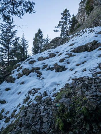 Sur le sentier du Golet de la Pierre