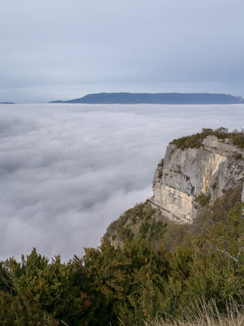 La Falaise de Montfruitier depuis la croix de Tormery