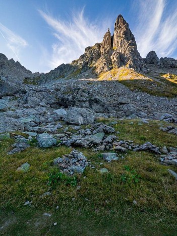 Au Col du Bresson, la pointe 2451