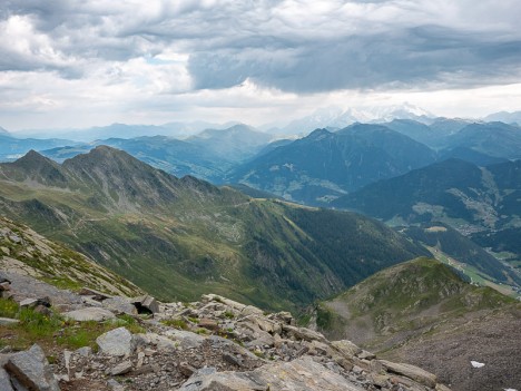 Le Mont Blanc ne se découvrira pas de la longue journée