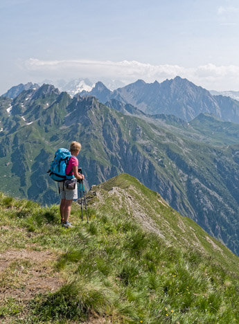 Au sommet de la Pointe de Combe Bénite