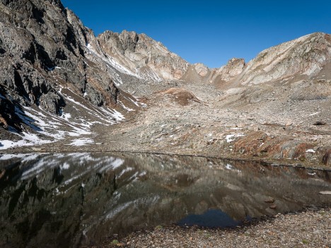 Reflet dans le lac glaciaire du Villonet