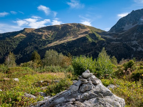 Cairn sur la Crête du Gargoton - 1775 m, août 2020