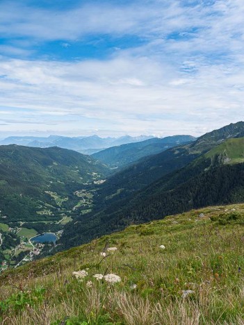 La vallée du Bréda, depuis la Croix de Chaurionde