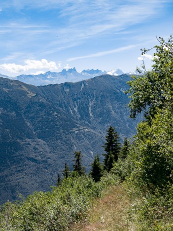 Les Aiguilles d'Arves et la Meije