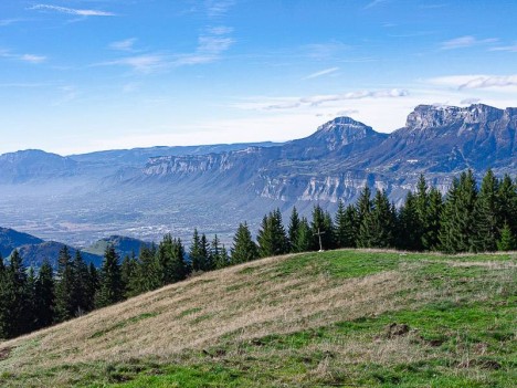 La croix de l'alpage de Pierre Roubet