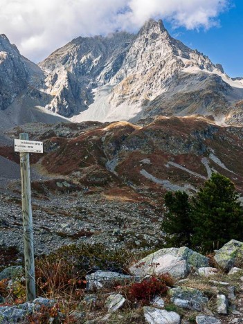 Au col, les Grands Pics de Belledonne