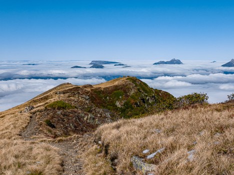 Les tables d'orientation des Plagnes 2063 m, oct. 2021