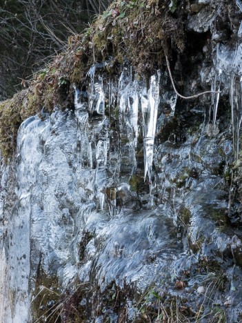 Stalactites de glace