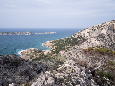 Calanque et cabanons de Marseilleveyre