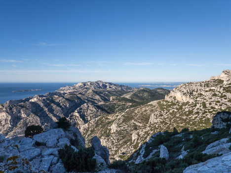 Massif de Marseilleveyre depuis le Col de la Candelle