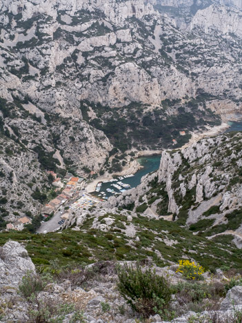 Sortie du passage inférieur de la Falaise de Morgiou