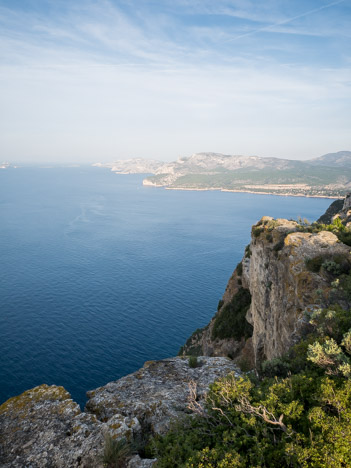 calanques-falaises-soubeyranes-bord.jpg