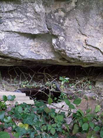 La source au fond du cirque du Vallon Mestrallet