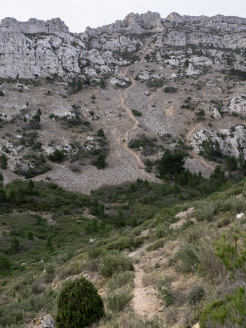 Descente en rive droite du Vallon Mestrallet