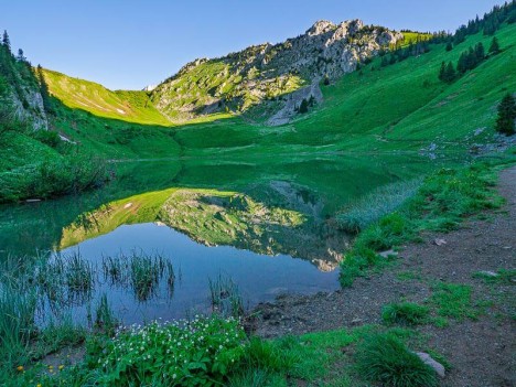 Reflet de la Pointe d'Arvouin