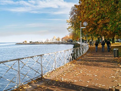 Évian, la promenade du bord du Lac Léman