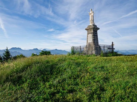 Statue de Saint François-de-Salle, Mont Forchat