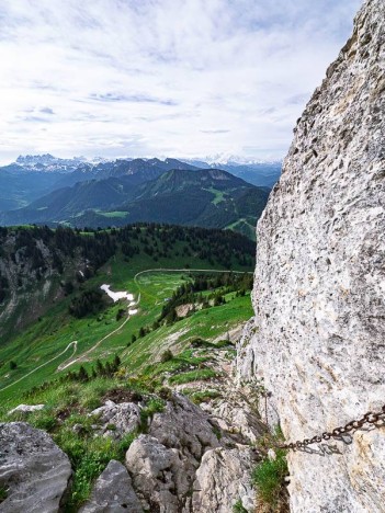 Sortie du couloir équipé du Mont Ouzon