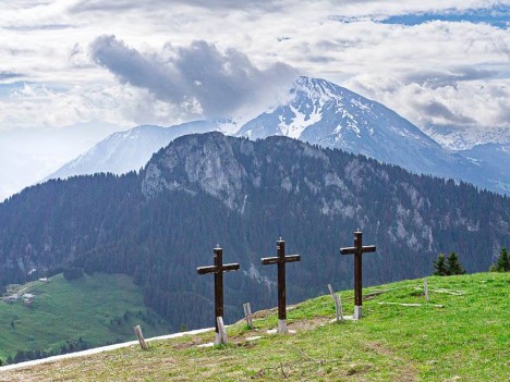 Les Trois Croix de la Pointe d'Autigny