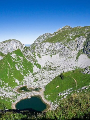 Les Portes d'Oche et le Lac de Darbon