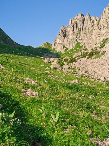 Le Passage de Savolaire et les rochers du Mont Brion