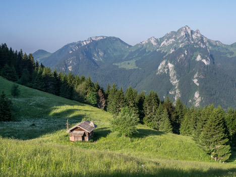 Col de Nicodex, le Poisat. Le Mont Billiat et la Pointe d'Ireuse