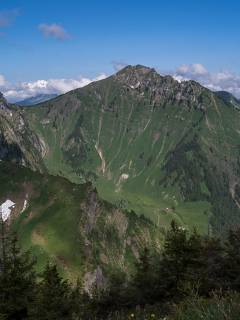 Pic de la Corne, Col de Damoz les Moulins