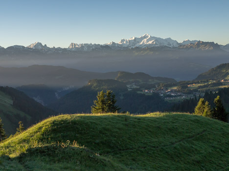 Vers les ruines de Vésinaz