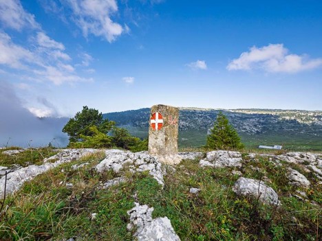 Borne frontière n°34