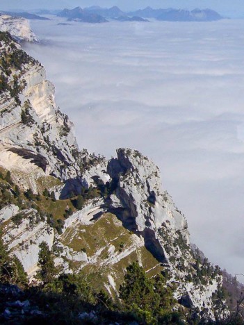 La Tour Percée de l'Aulp du Seuil ou Tour Isabelle