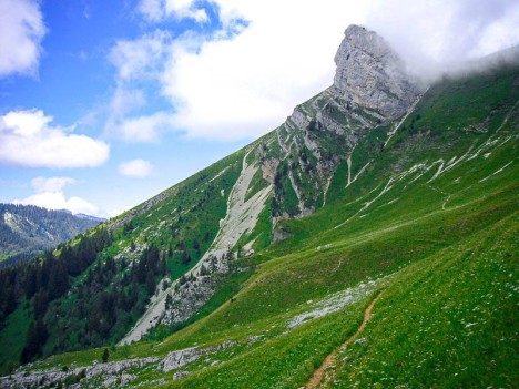 Le Roc et leCol de Bellefont