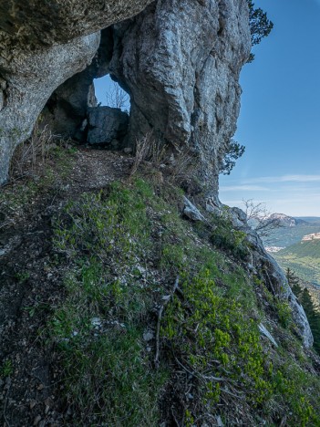 L'arche-tunnel de Chamechaude, mai 2021