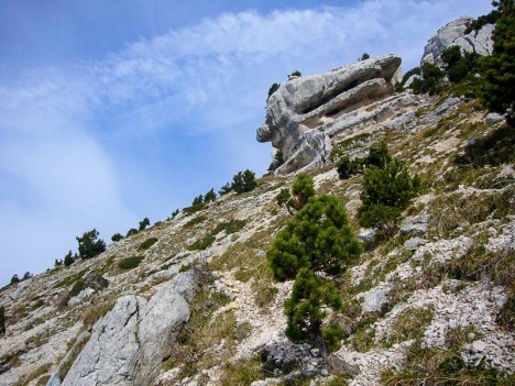 Le monolithe de la Folatière, Chamechaude