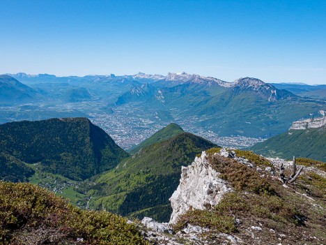 Grenoble devant le Vercors, mai 2021
