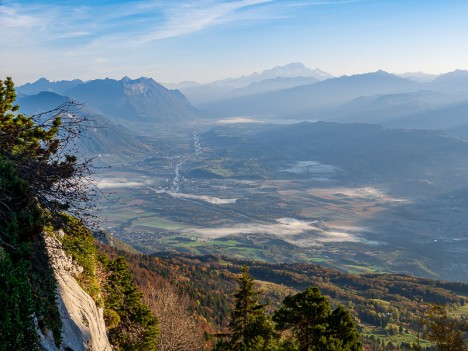 La vallée de l'Isère depuis le chemin du Col de l'Alpe, oct. 2019