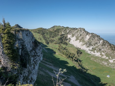 Le Rocher de Lorzier et le Col d'Hurtières