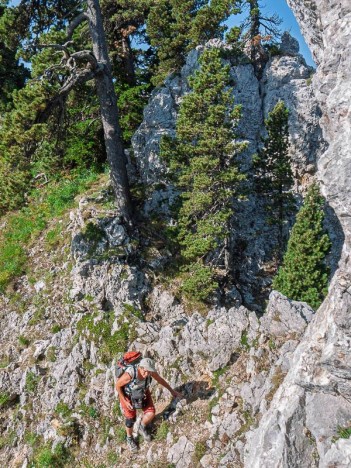 Les premiers gradins de l'arête de la Suiffière