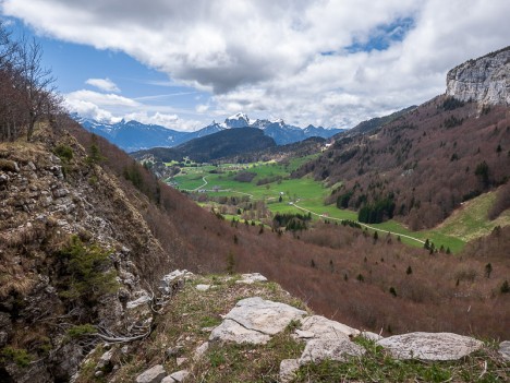 Promontoire sur la crête du Montfred