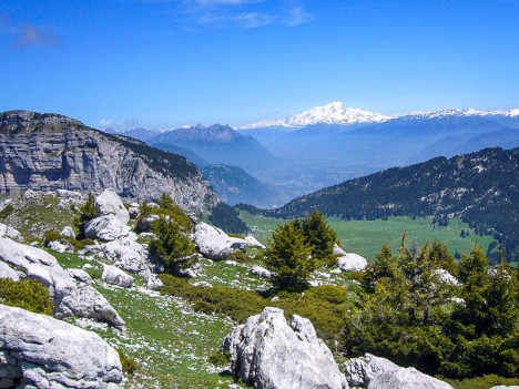 Le Mont Blanc et la Porte de'l'Alpette depuis le sommet du Pinet
