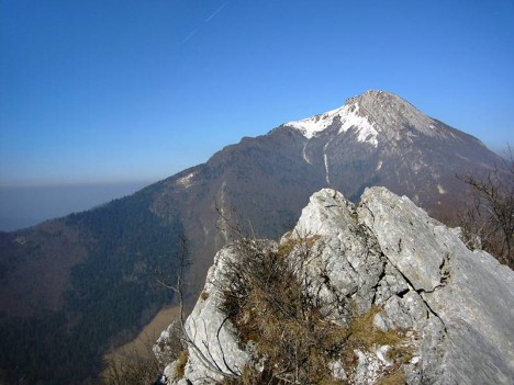 Versant Ouest des Rochers de Chalves