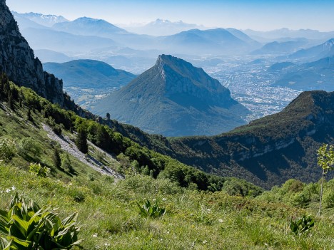 Le Néron domine la cuvette grenobloise