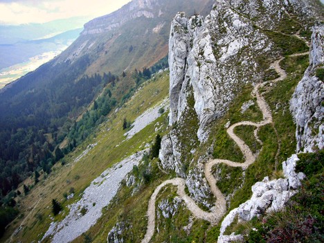 Les lacets du sentier du Col Vert, sept. 2007