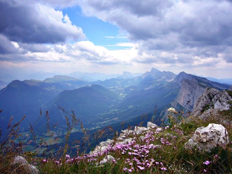 Au sommet des Rochers de la Balme, 2063 m, juil. 2007
