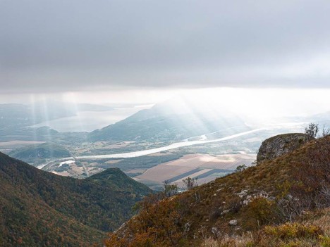 De la Pierre Chanduraz, le Lac du Bourget et le Mont de la Charvaz