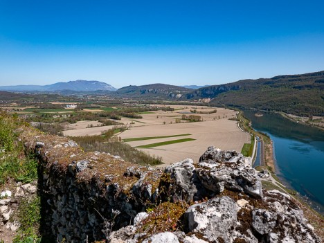 Ruines du Château de Tavollet, avr. 2021